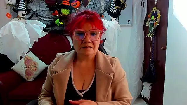 Snapshot of Salomeediaz_ chatting on October 22, 2025, 9:03 pm Salomeediaz online show from October 22, 2025, 9:03 pm