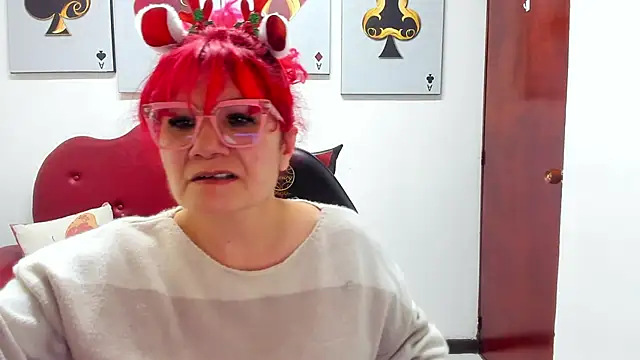 Snapshot of Salomeediaz_ chatting on December 3, 2025, 9:03 pm Salomeediaz online show from December 3, 2025, 9:03 pm