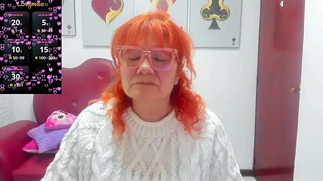 Salomeediaz  online show from April 17, 2026, 10:01 pm