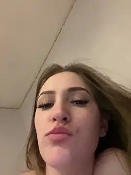 PamelaXX  online show from February 16, 2026, 4:44 am