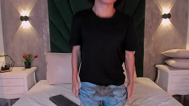 Alexiis Etereo online show from February 5, 2026, 7:32 pm