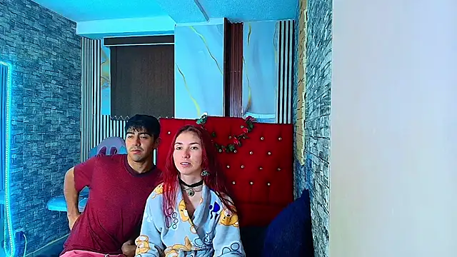 mildre303av online show from December 2, 2025, 8:32 pm