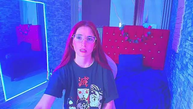 mildre303av online show from October 25, 2025, 8:31 pm