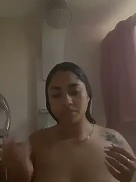 Charlotte cute18 online show from December 7, 2024, 5:15 pm