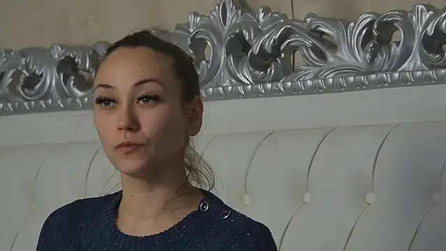 AliceMunro online show from October 31, 2025, 8:38 pm