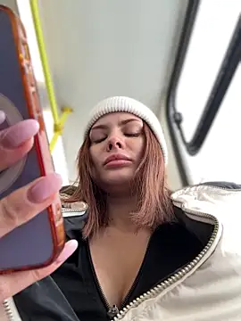 Accole online show from February 6, 2025, 8:07 am