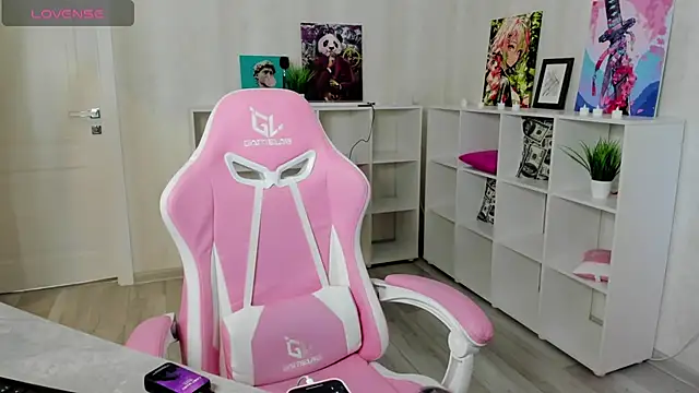 Stacey Brown online show from December 2, 2024, 7:20 am