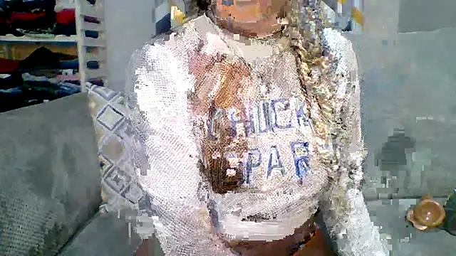 Snapshot of Petite_254 chatting on November 3, 2025, 10:24 pm Petite 254 online show from November 3, 2025, 10:24 pm