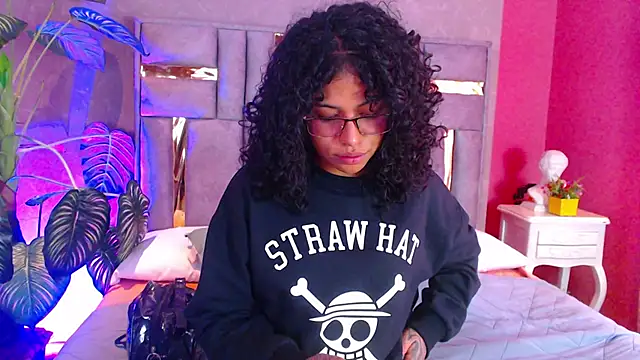 JuliaRose ks online show from December 5, 2025, 12:37 pm