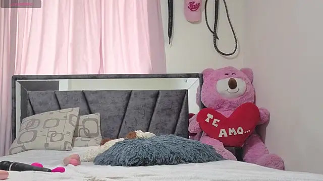 Snapshot of Hotsamantamature chatting on October 25, 2025, 9:59 pm Hotsamantamature online show from October 25, 2025, 9:59 pm