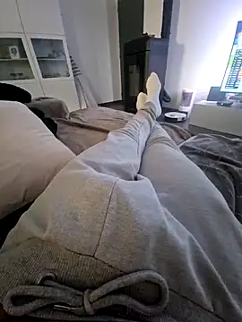 Leonormaldick online show from October 26, 2025, 1:11 pm