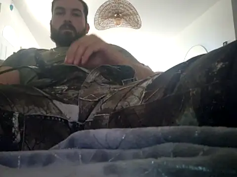 Leonormaldick online show from October 24, 2025, 11:31 am