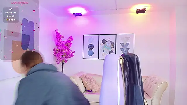 Snapshot of Tamara_slimx chatting on December 3, 2025, 3:51 am Tamara slimx online show from December 3, 2025, 3:51 am