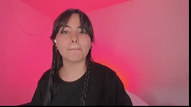 Snapshot of sol__angel chatting on February 20, 2025, 3:23 am sol angel online show from February 20, 2025, 3:23 am