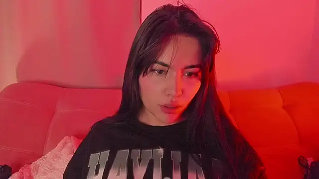 Snapshot of sol__angel chatting on March 2, 2025, 9:54 am sol angel online show from March 2, 2025, 9:54 am