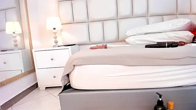 Snapshot of DojaAissha chatting on March 5, 2025, 10:21 pm DojaAissha online show from March 5, 2025, 10:21 pm