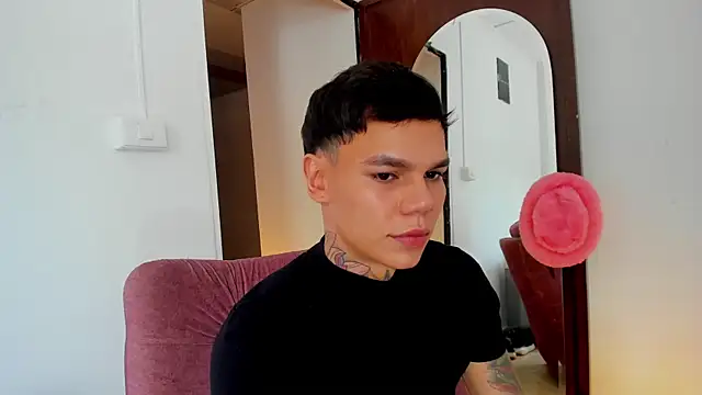 Jordyrodriiguez online show from October 28, 2025, 4:50 pm