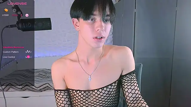 Snapshot of Jerry_Bomb chatting on November 9, 2025, 1:04 pm Jerry Bomb online show from November 9, 2025, 1:04 pm