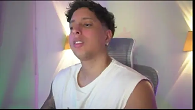 Snapshot of appolo_allen chatting on November 14, 2025, 3:10 am appolo allen online show from November 14, 2025, 3:10 am