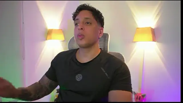 Snapshot of appolo_allen chatting on November 13, 2025, 6:06 am appolo allen online show from November 13, 2025, 6:06 am