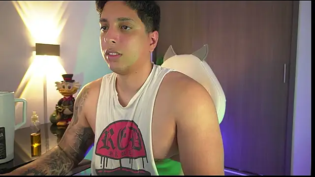 Snapshot of appolo_allen chatting on October 30, 2025, 5:39 am appolo allen online show from October 30, 2025, 5:39 am