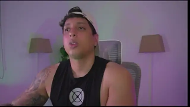 Snapshot of appolo_allen chatting on December 17, 2025, 11:43 pm appolo allen online show from December 17, 2025, 11:43 pm