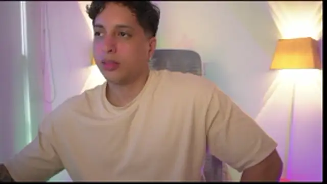 Snapshot of appolo_allen chatting on November 16, 2025, 9:41 pm appolo allen online show from November 16, 2025, 9:41 pm