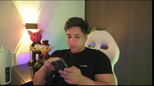 Snapshot of appolo_allen chatting on October 13, 2025, 11:49 pm appolo allen online show from October 13, 2025, 11:49 pm