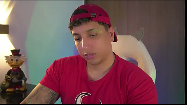 Snapshot of appolo_allen chatting on October 27, 2025, 5:41 am appolo allen online show from October 27, 2025, 5:41 am