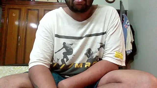 Snapshot of whoreboi98 chatting on December 19, 2024, 8:13 pm whoreboi98 online show from December 19, 2024, 8:13 pm