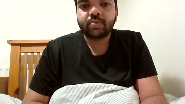 Snapshot of whoreboi98 chatting on April 14, 2026, 8:47 pm whoreboi98 online show from April 14, 2026, 8:47 pm