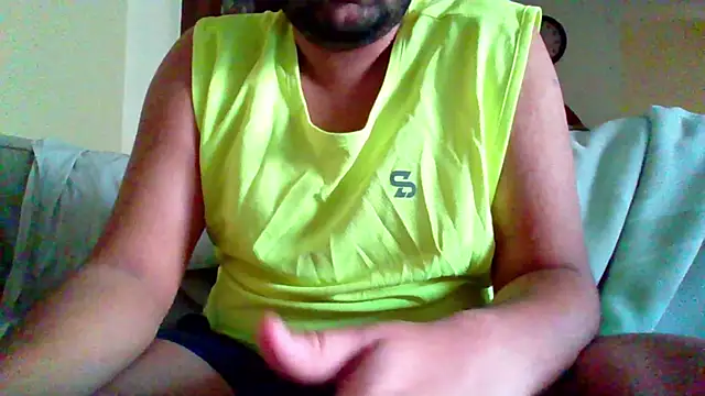 Snapshot of whoreboi98 chatting on December 28, 2024, 9:31 am whoreboi98 online show from December 28, 2024, 9:31 am