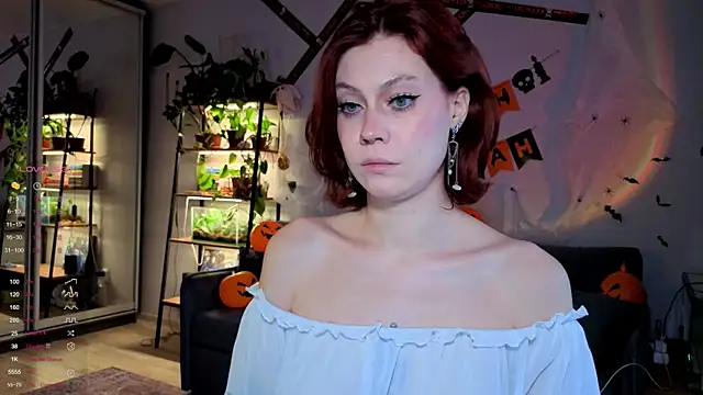 Snapshot of Your_Corvus chatting on October 28, 2025, 9:52 am Your Corvus online show from October 28, 2025, 9:52 am