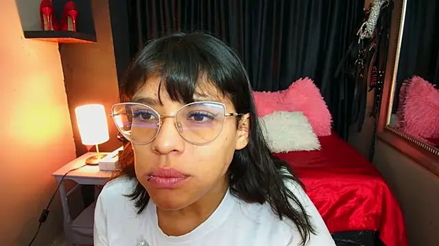 Snapshot of AvaLusty chatting on February 12, 2026, 11:32 am AvaLusty online show from February 12, 2026, 11:32 am