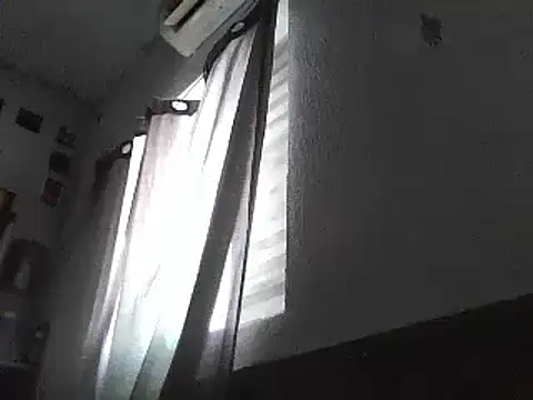 Snapshot of pedrodavid_ chatting on February 27, 2025, 9:25 pm pedrodavid  online show from February 27, 2025, 9:25 pm