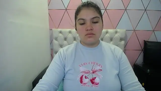 Marinasexxx online show from April 2, 2026, 6:58 pm