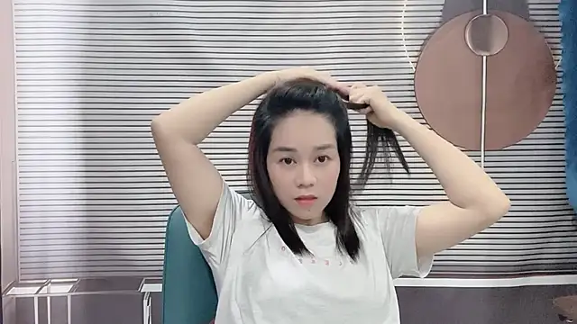 Sherry-asia online show from June 13, 2026, 1:14 am