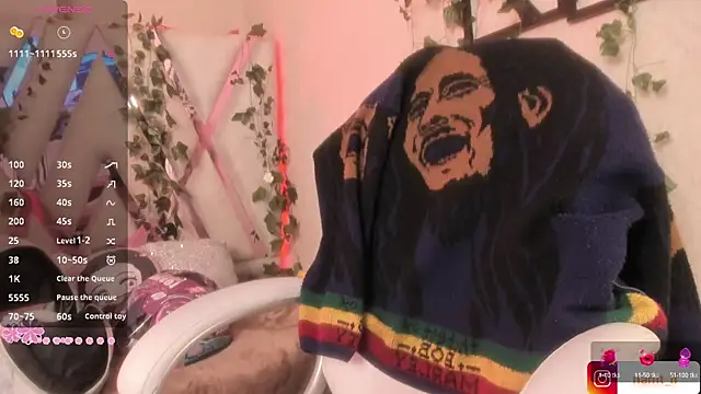 Snapshot of Punkys_ chatting on September 17, 2025, 4:20 pm Punkys online show from September 17, 2025, 4:20 pm