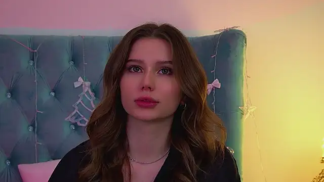 Snapshot of DianaVert chatting on December 20, 2025, 1:47 pm DianaVert online show from December 20, 2025, 1:47 pm