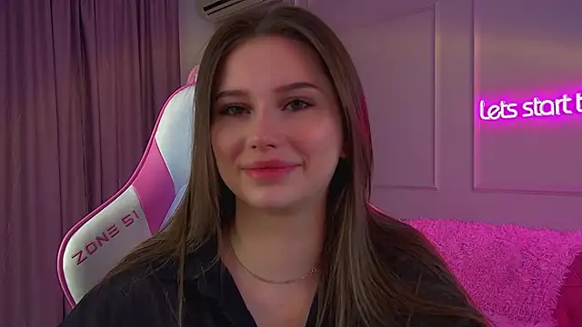 Snapshot of DianaVert chatting on January 18, 2026, 6:22 pm DianaVert online show from January 18, 2026, 6:22 pm