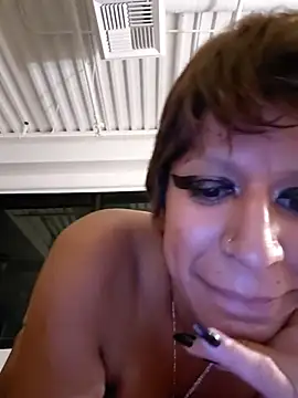 Snapshot of Kittybouncy69 chatting on September 13, 2025, 5:18 am Kittybouncy69 online show from September 13, 2025, 5:18 am