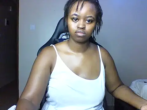 Snapshot of Candii_wet_ chatting on October 11, 2025, 8:10 pm Candii wet  online show from October 11, 2025, 8:10 pm