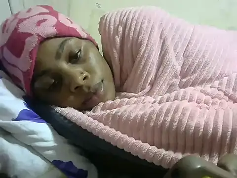 Snapshot of sweetgirlDora chatting on September 27, 2025, 5:52 pm sweetgirlDora online show from September 27, 2025, 5:52 pm