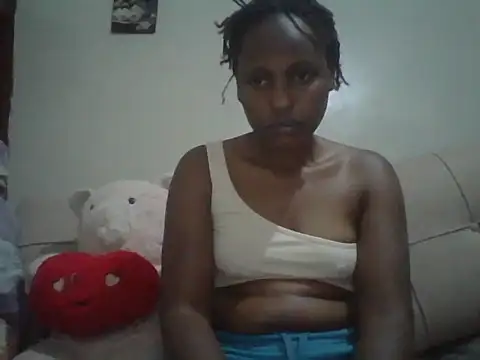 Candykitten online show from April 14, 2026, 9:03 am