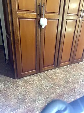 Zaratattoox online show from April 7, 2026, 4:53 pm