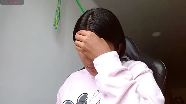 danna peterson1 online show from October 29, 2025, 5:23 pm