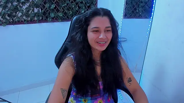 Snapshot of Megan_Whitte chatting on March 4, 2025, 7:30 am Megan Whitte online show from March 4, 2025, 7:30 am