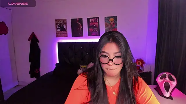 Snapshot of Mariana_Hasper_ chatting on October 31, 2025, 4:09 am Mariana Hasper  online show from October 31, 2025, 4:09 am