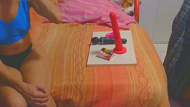 Snapshot of couplemilf2 chatting on February 13, 2025, 10:00 pm couplemilf2 online show from February 13, 2025, 10:00 pm