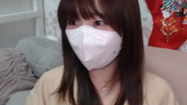 Snapshot of mei_hosina chatting on November 23, 2025, 3:22 pm mei hosina online show from November 23, 2025, 3:22 pm